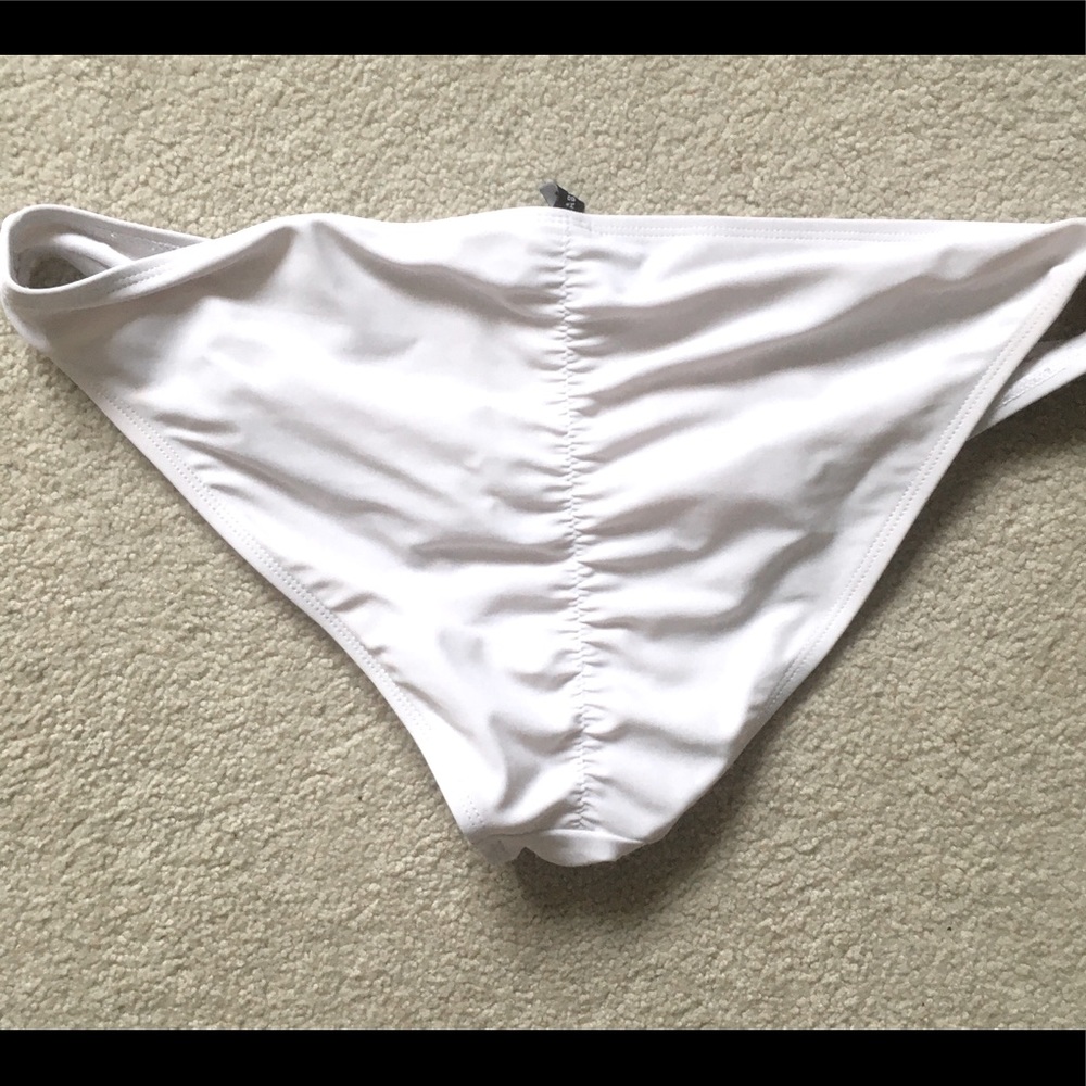 💰 bikini bottoms